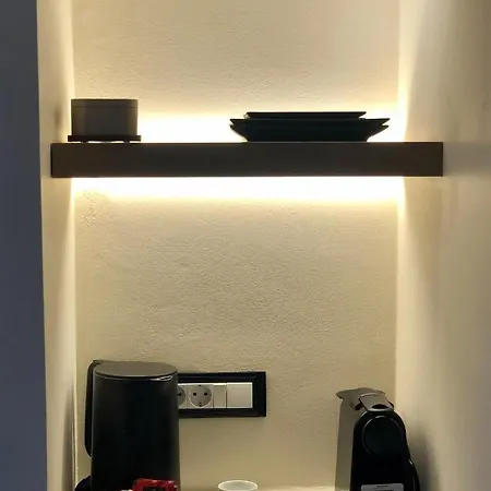 Casa de Férias Candele Fira (Santorini)