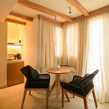 Candele Ferienhaus Fira (Santorini)